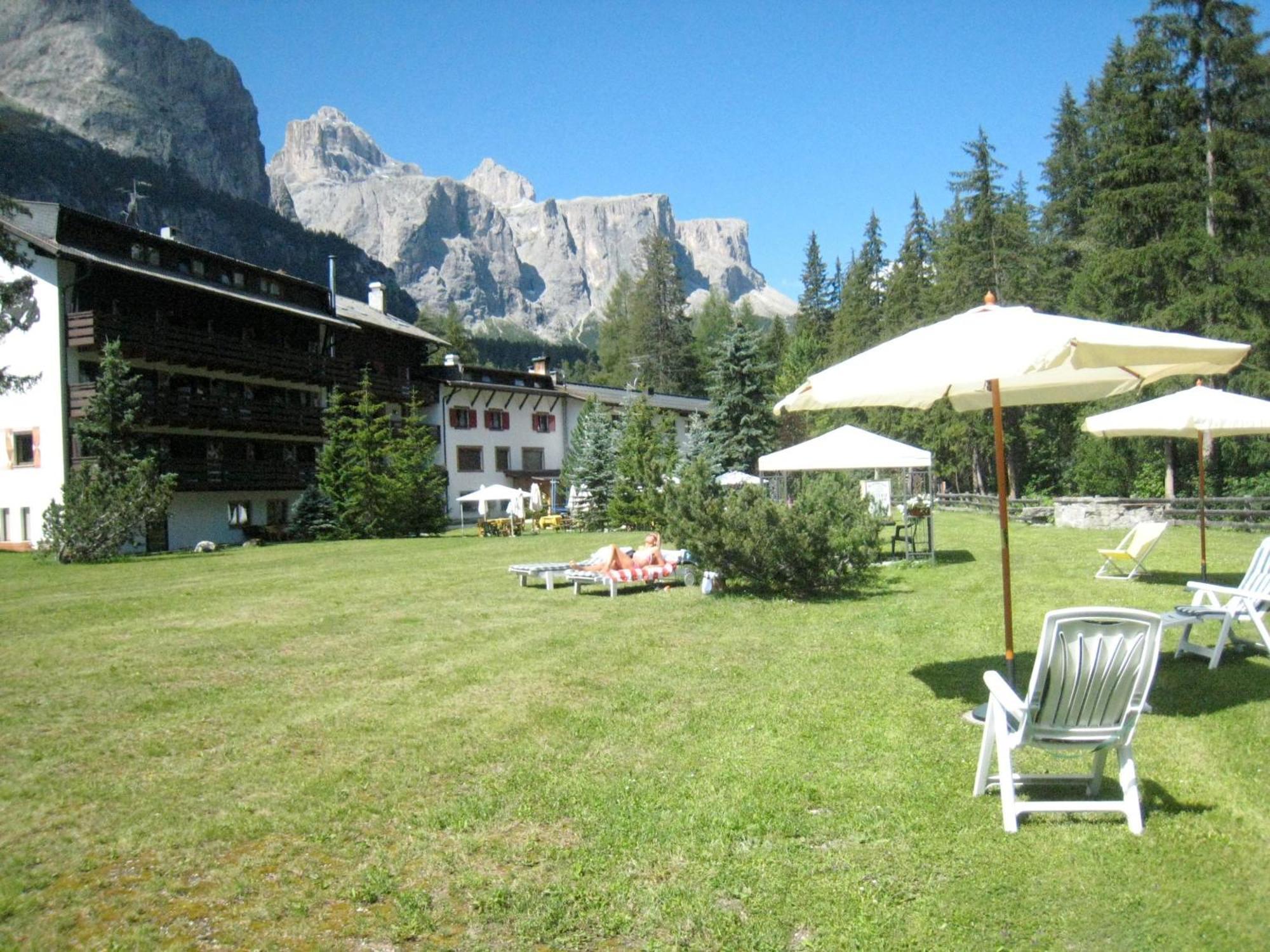 Residence Salvan Corvara In Badia Eksteriør bilde